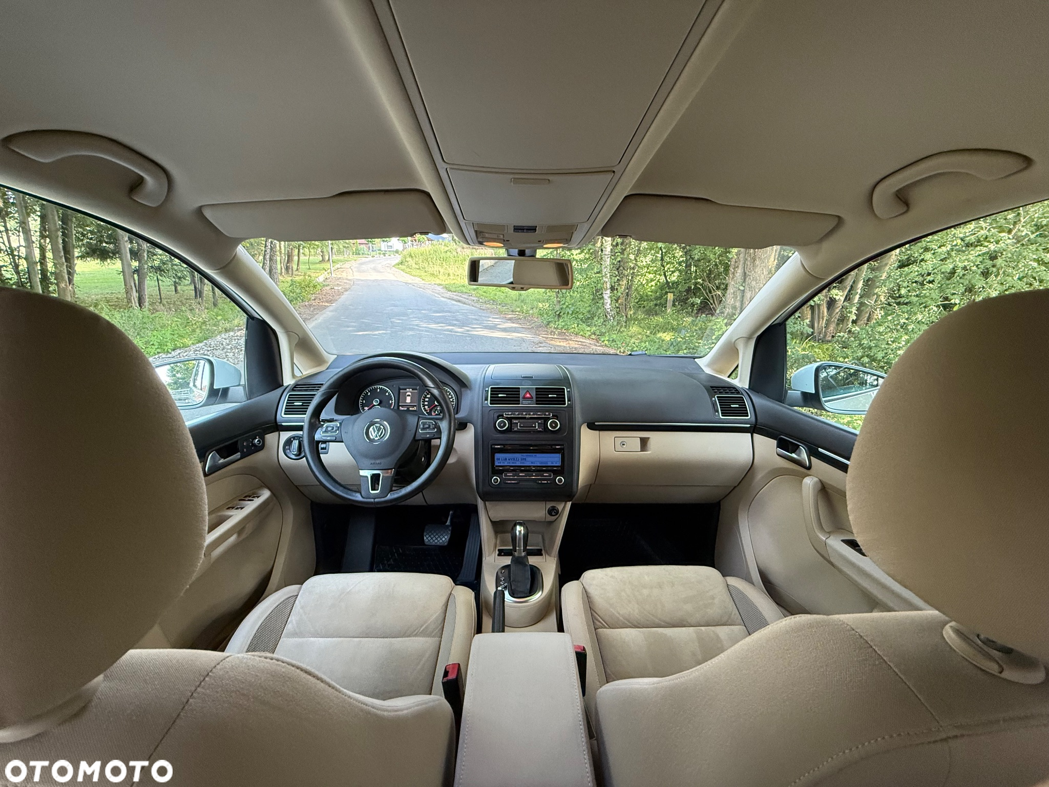 Volkswagen Touran 2.0 TDI DSG Highline - 17