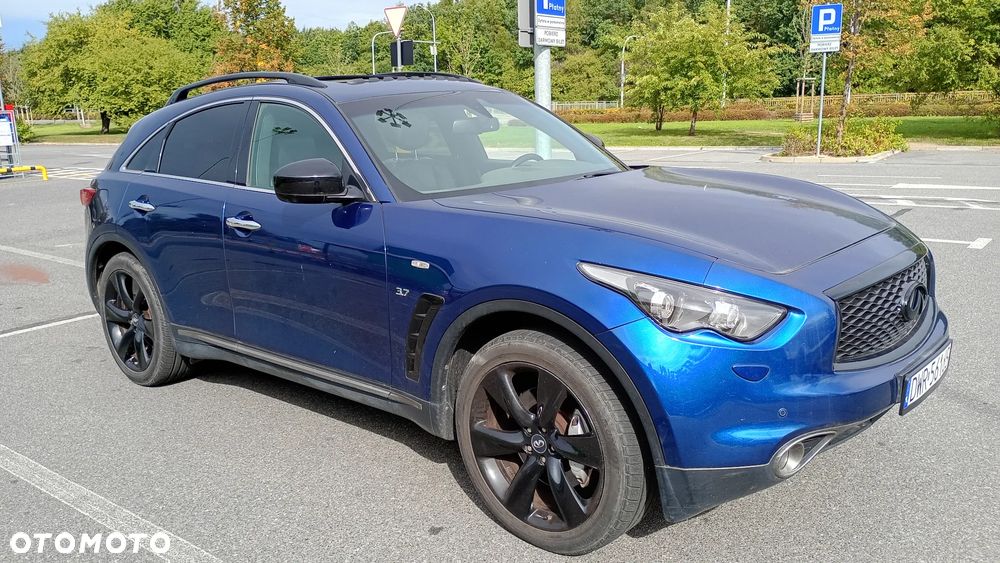 Infiniti QX70 3.7 S Premium - 2