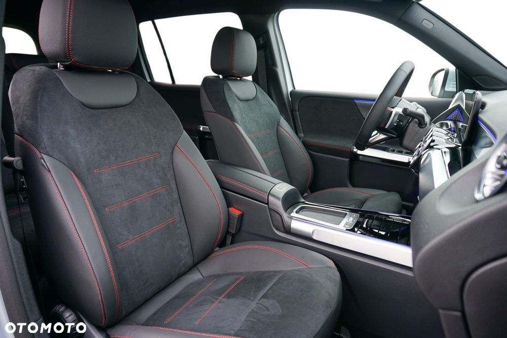 Mercedes-Benz GLB 200 mHEV AMG Line 7G-DCT - 7