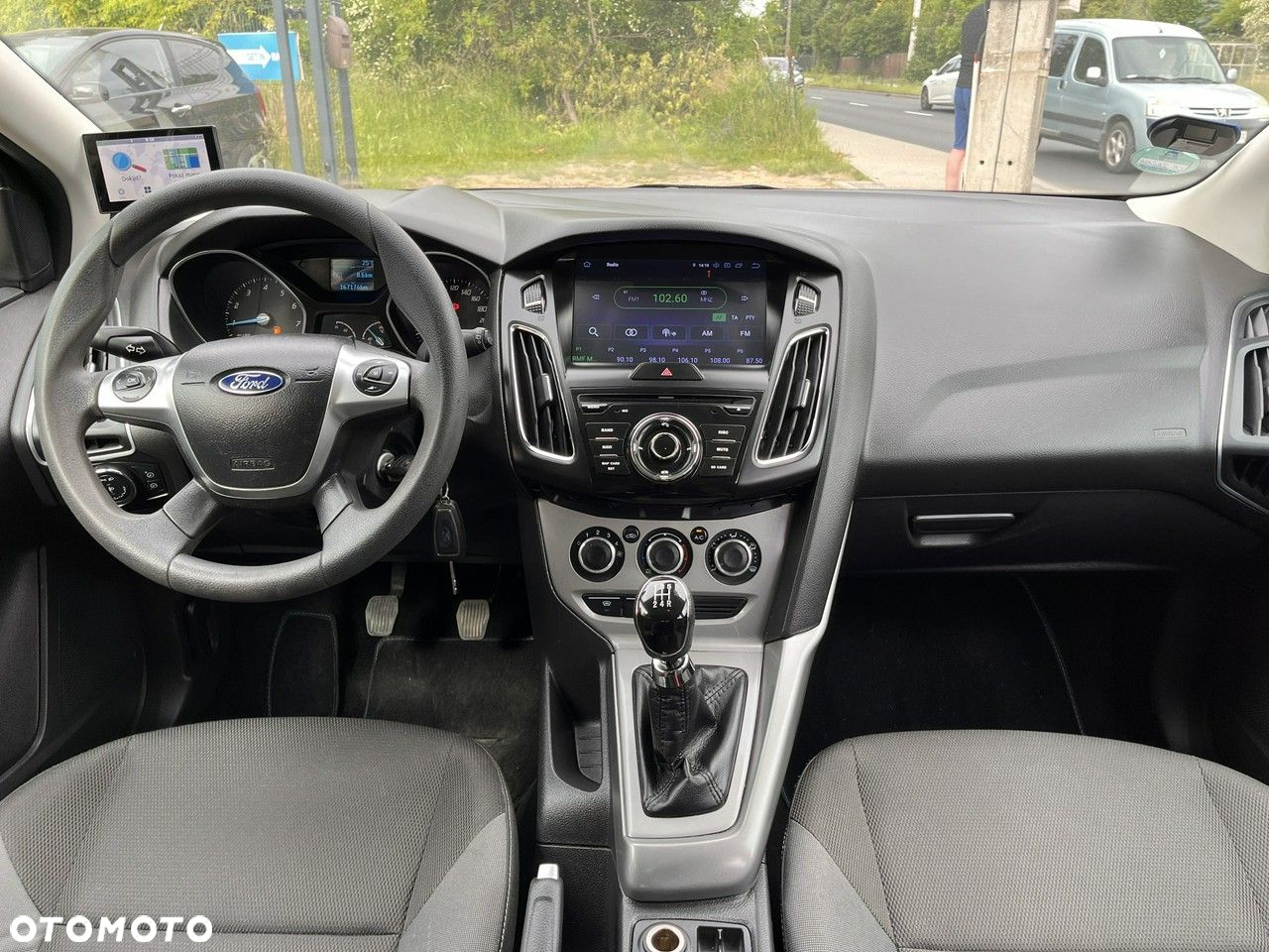 Ford Focus 1.6 Ambiente - 13