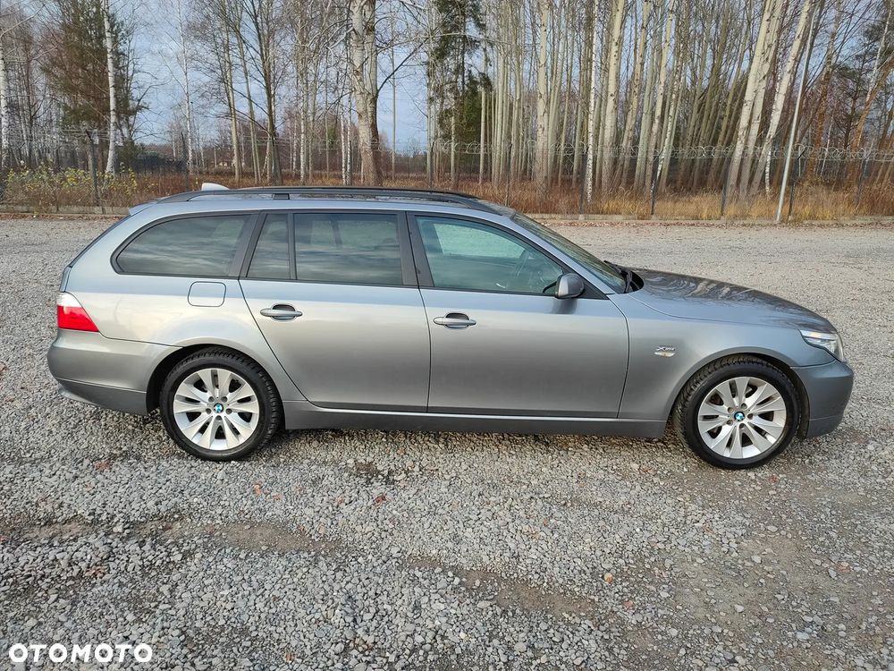 BMW Seria 5 530i xDrive - 14