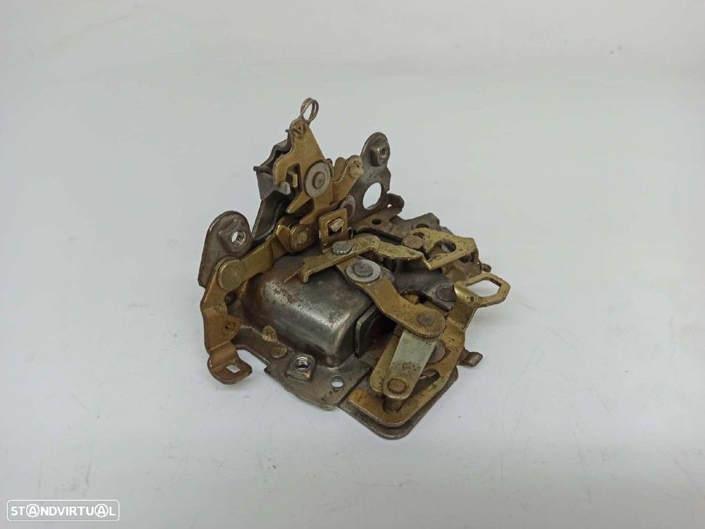 FECHADURA PORTA TRASEIRA DIREITA MERCEDES CLASE E (W123) BERLINA+COUPE D 300 - 1