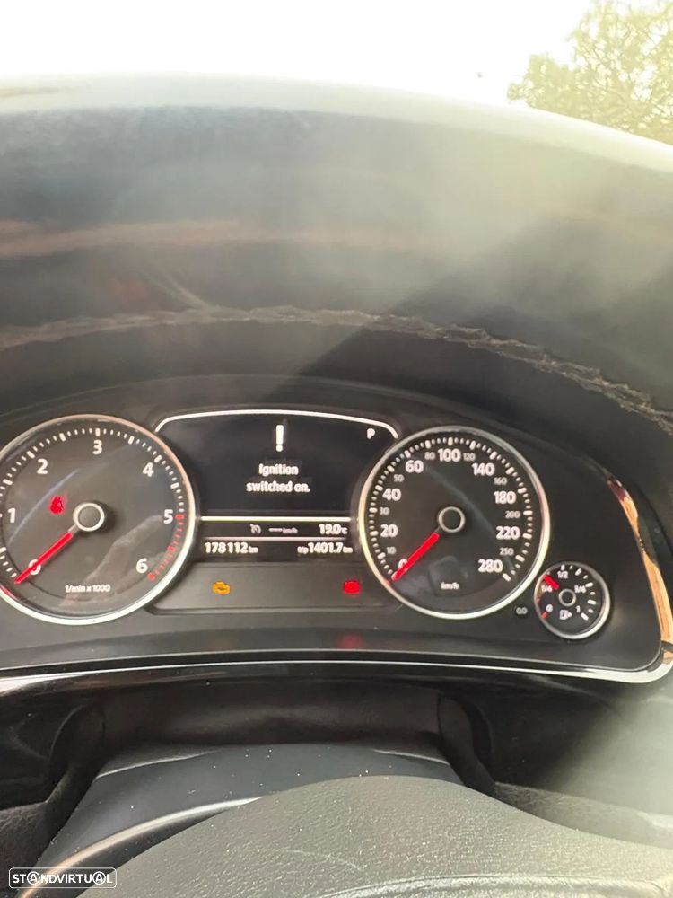 VW Touareg 3.0 V6 TDI Blue Motion DPF Auto - 4