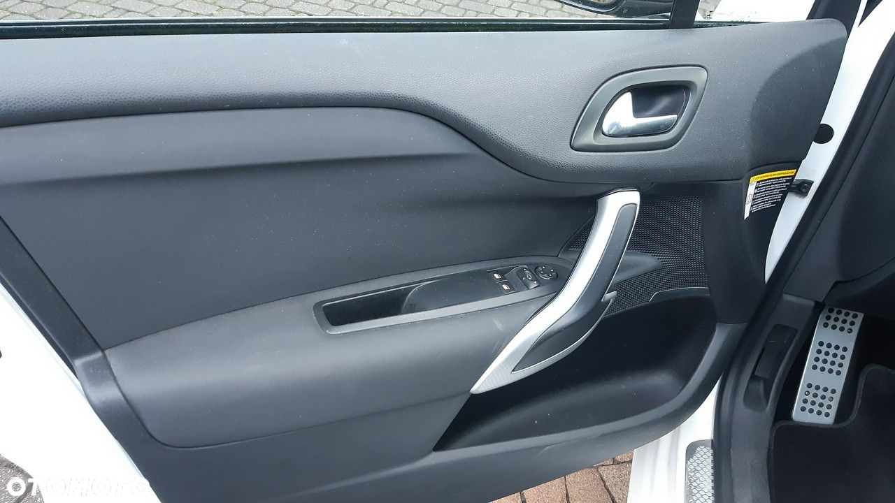 DS Automobiles DS 4 - 17