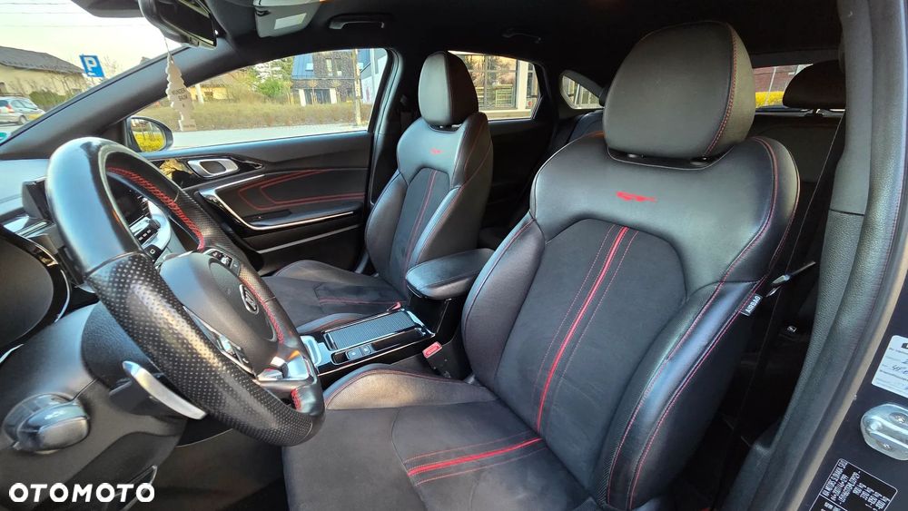 Kia ProCeed 1.6 T-GDI DCT7 OPF GT - 22