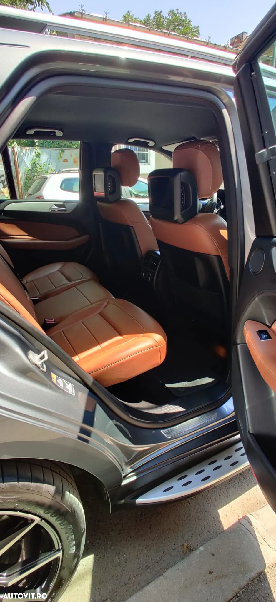 Mercedes-Benz GLE 500 e 4MATIC - 9