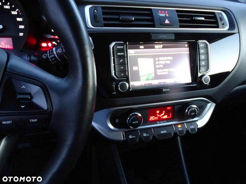 Kia Rio 1.4 Platinum Edition - 31
