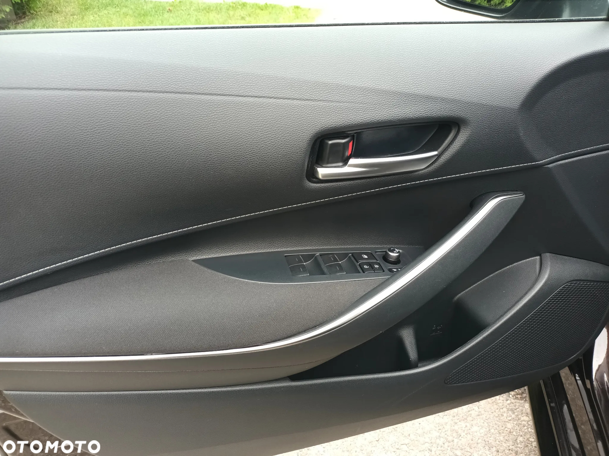 Toyota Corolla 2.0 Hybrid Comfort - 15