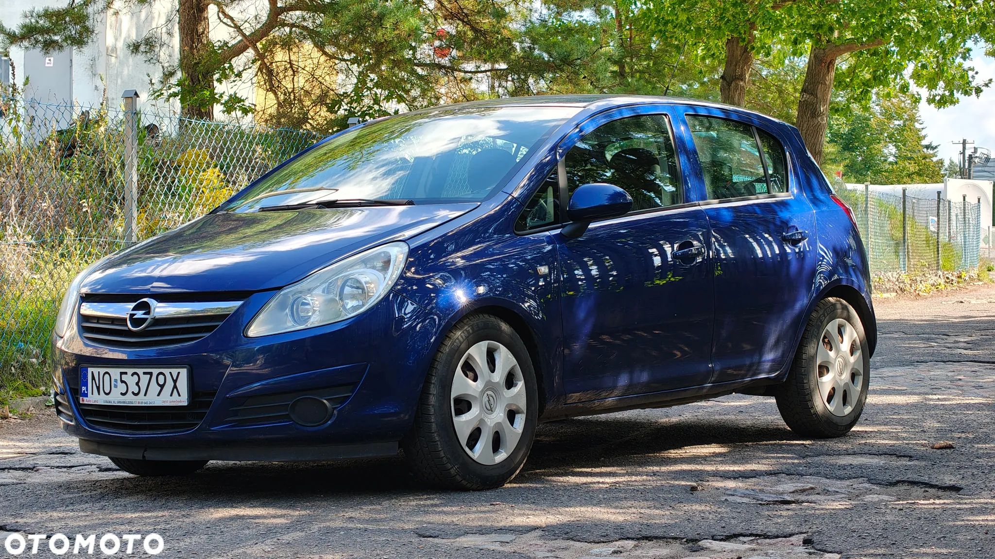 Opel Corsa 1.2 16V Enjoy - 1