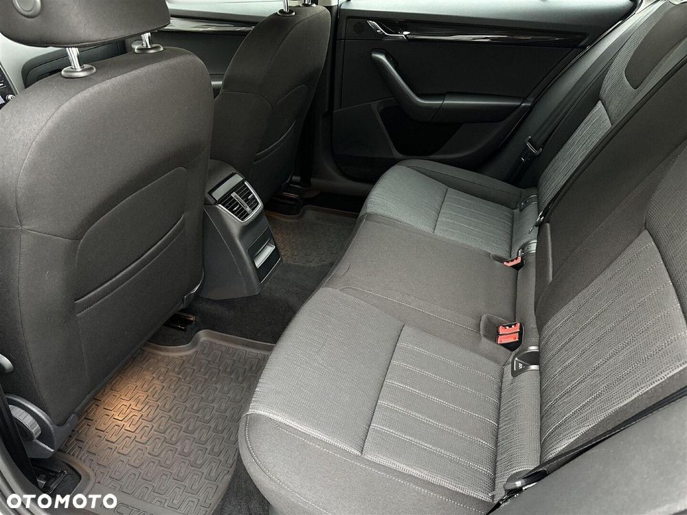 Skoda Octavia 1.5 TSI GPF ACT Style - 10