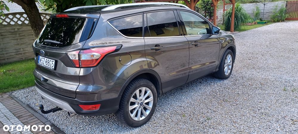 Ford Kuga - 4