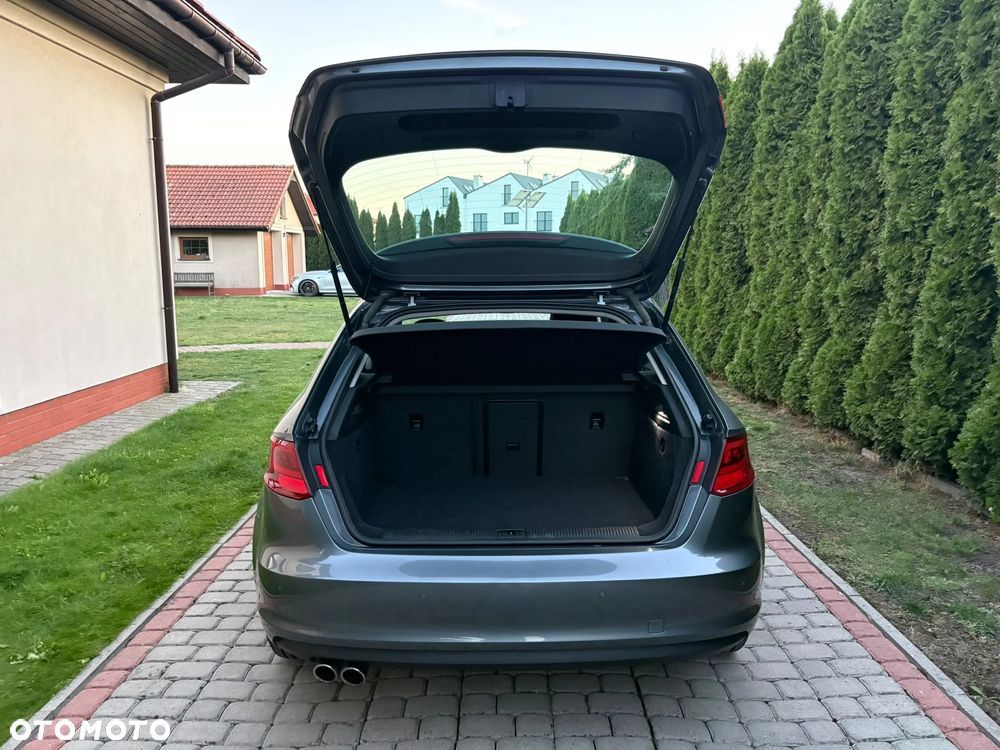 Audi A3 Sportback 2.0 TDI S tronic Ambiente - 25