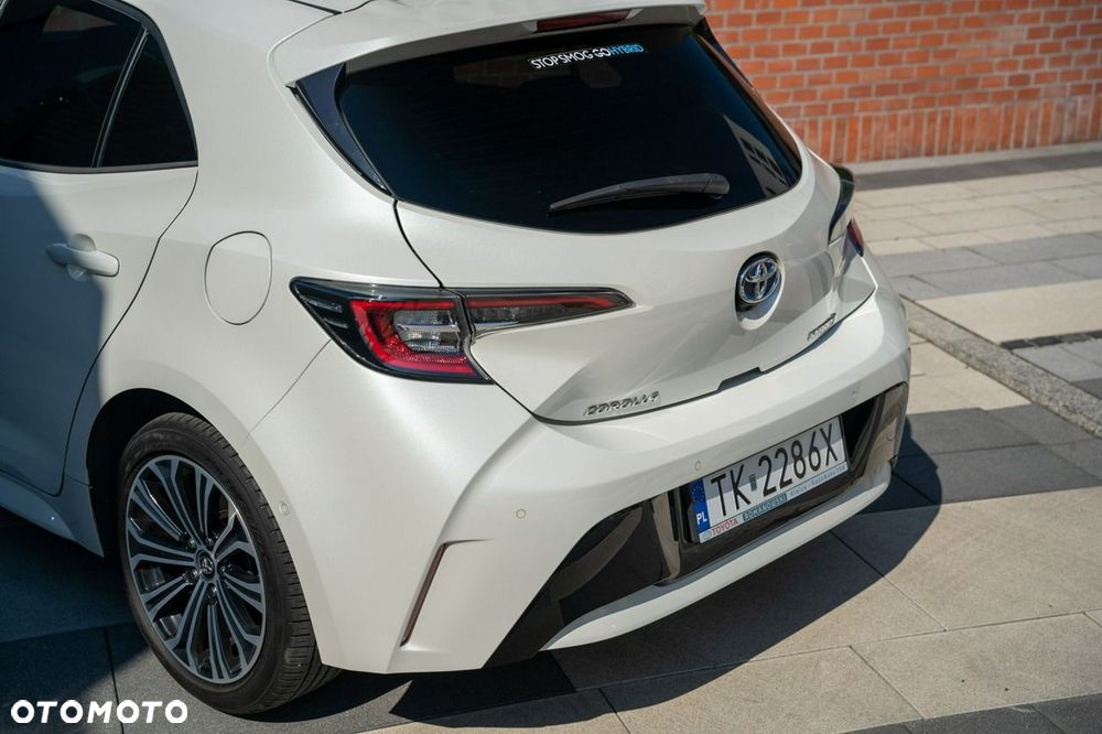 Toyota Corolla 1.8 Hybrid Comfort - 36