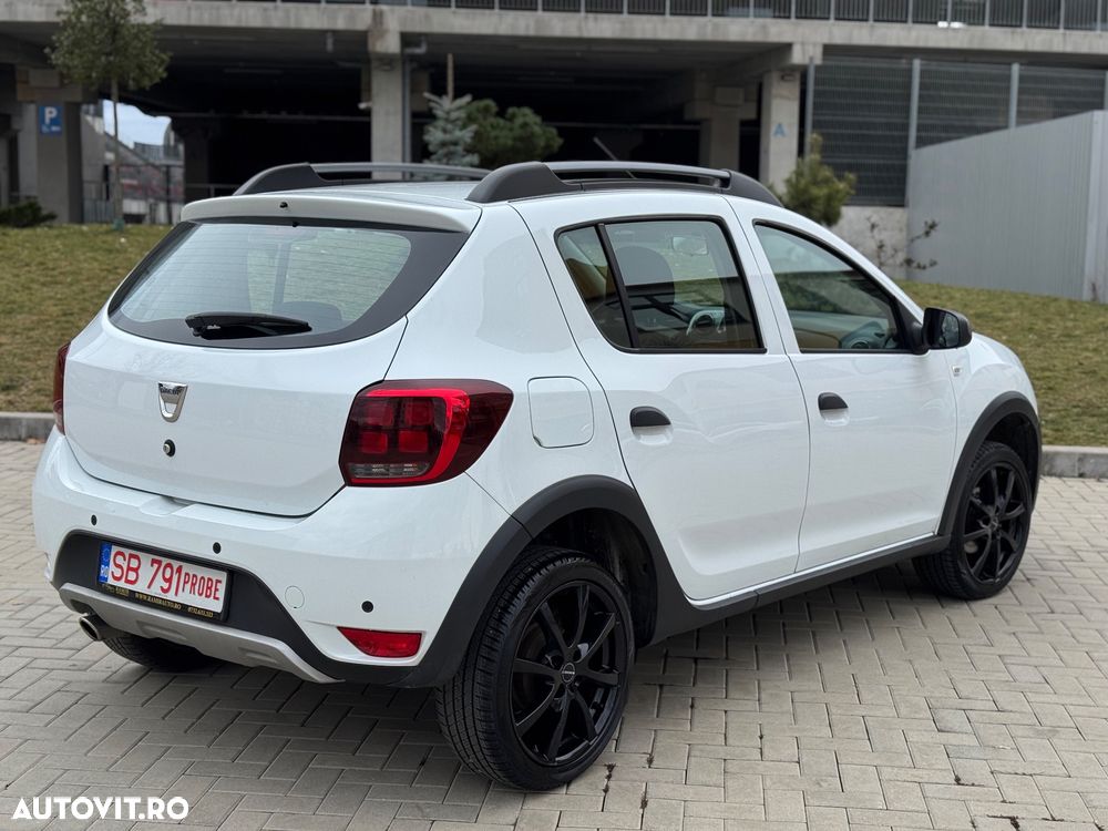 Dacia Sandero 0.9 TCe SL PLUS - 5