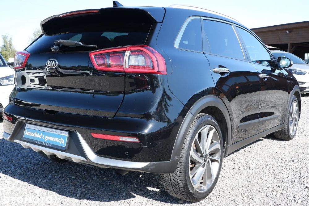 Kia Niro 1.6 GDI Hybrid L Business Line - 33