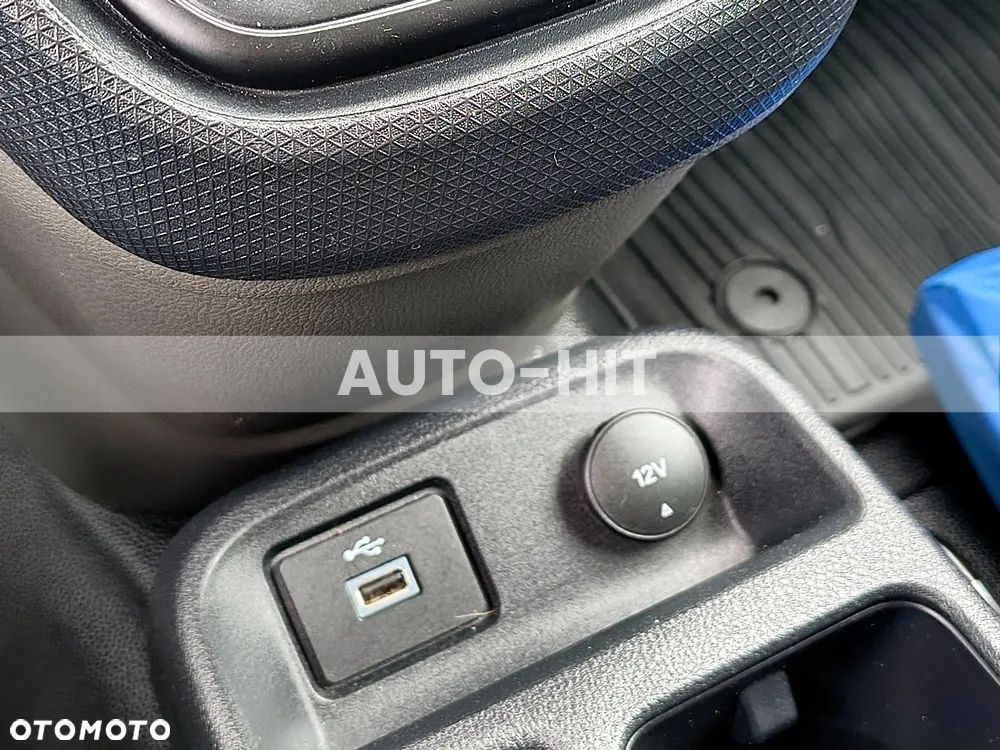 Ford Transit - 25