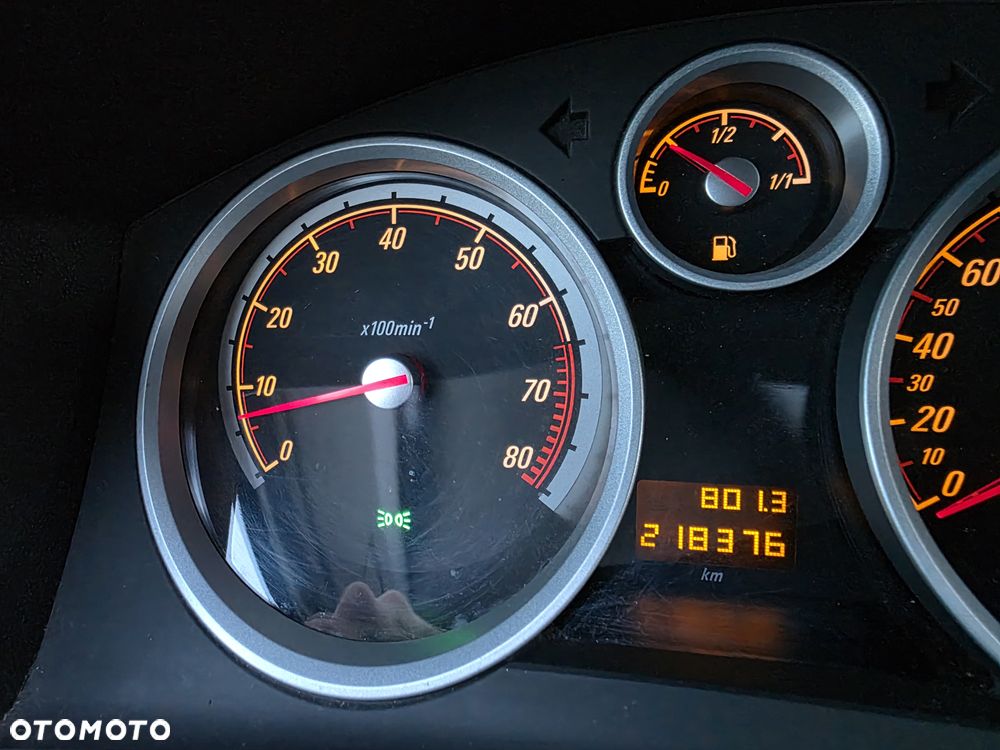 Opel Astra 1.8 Sport - 9