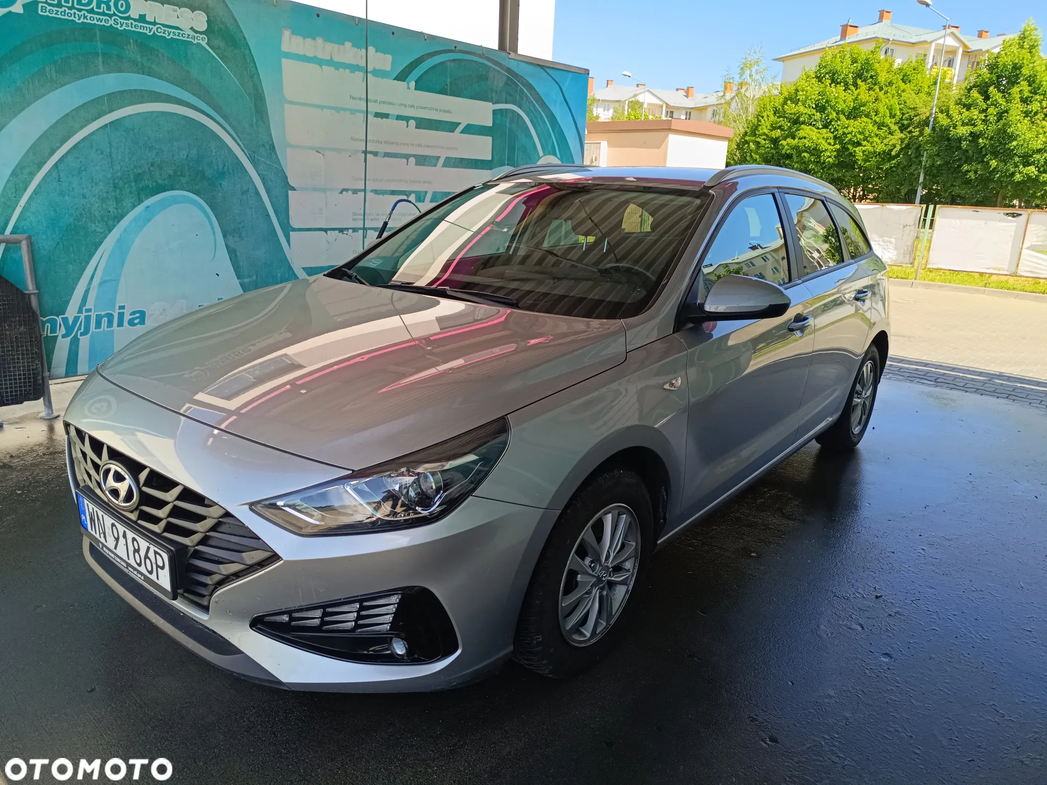 Hyundai i30 1.5 DPI Classic + - 16