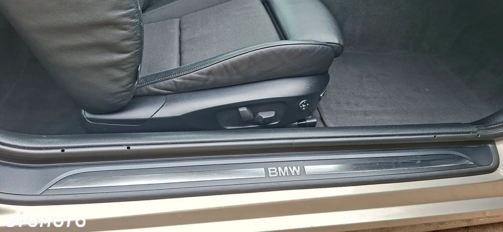 BMW Seria 3 325i - 19
