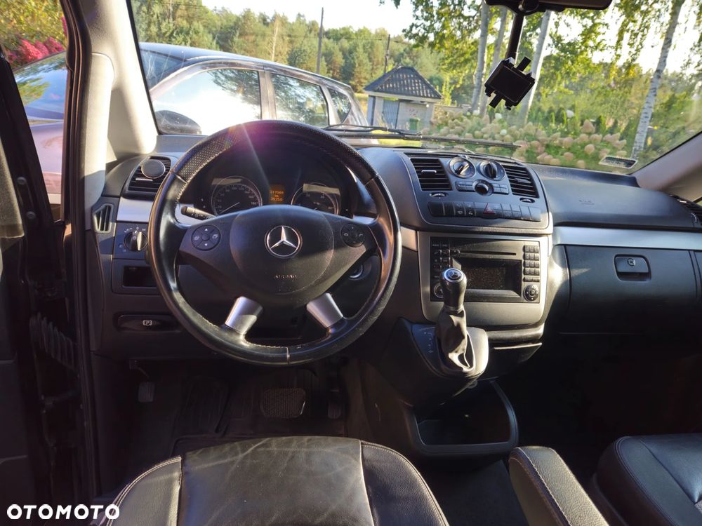 Mercedes-Benz Viano - 13
