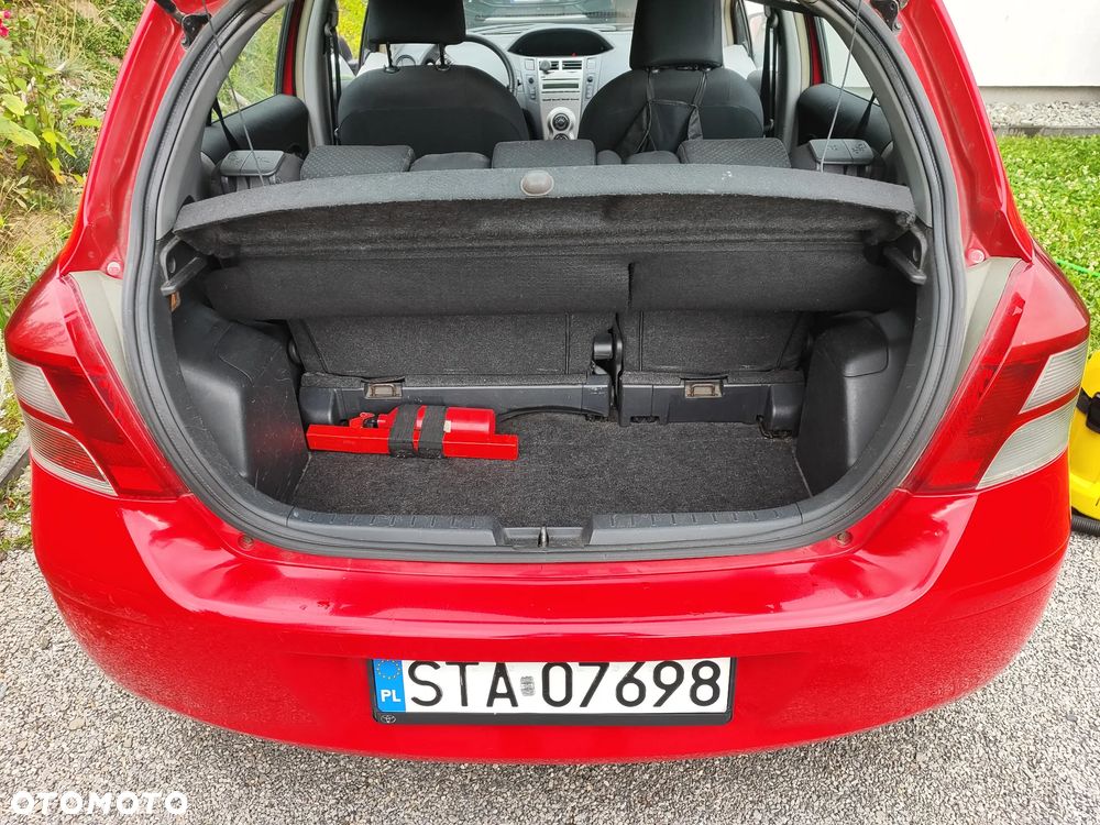 Toyota Yaris - 5