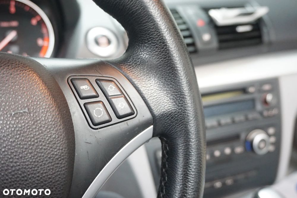 BMW Seria 1 120d - 27