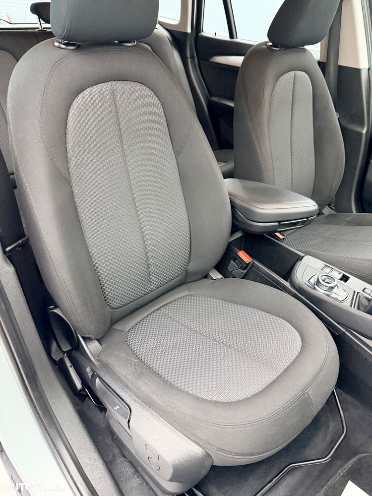 BMW X1 sDrive18d Sport Line - 15