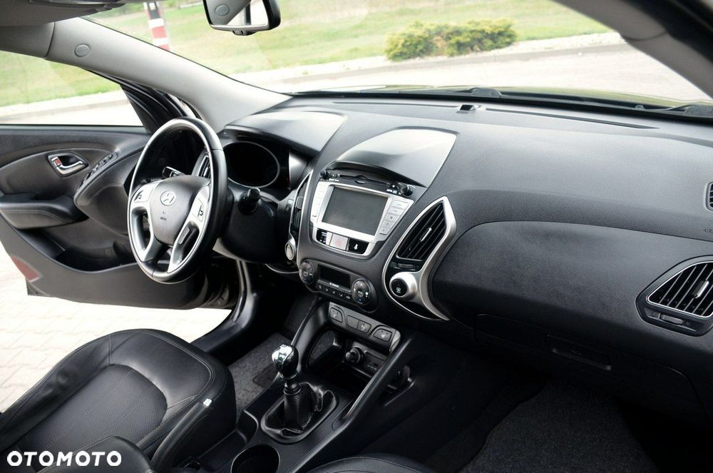 Hyundai ix35 - 23