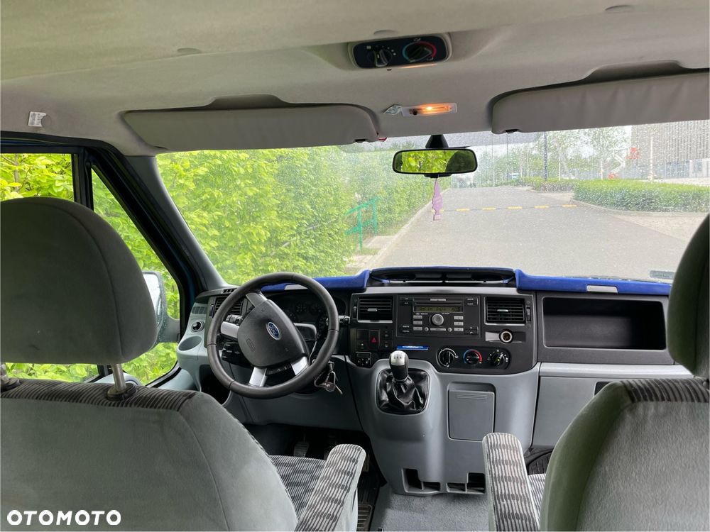 Ford Transit - 31