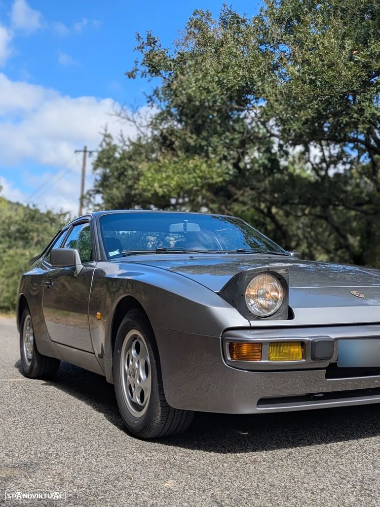 Porsche 944 S - 5
