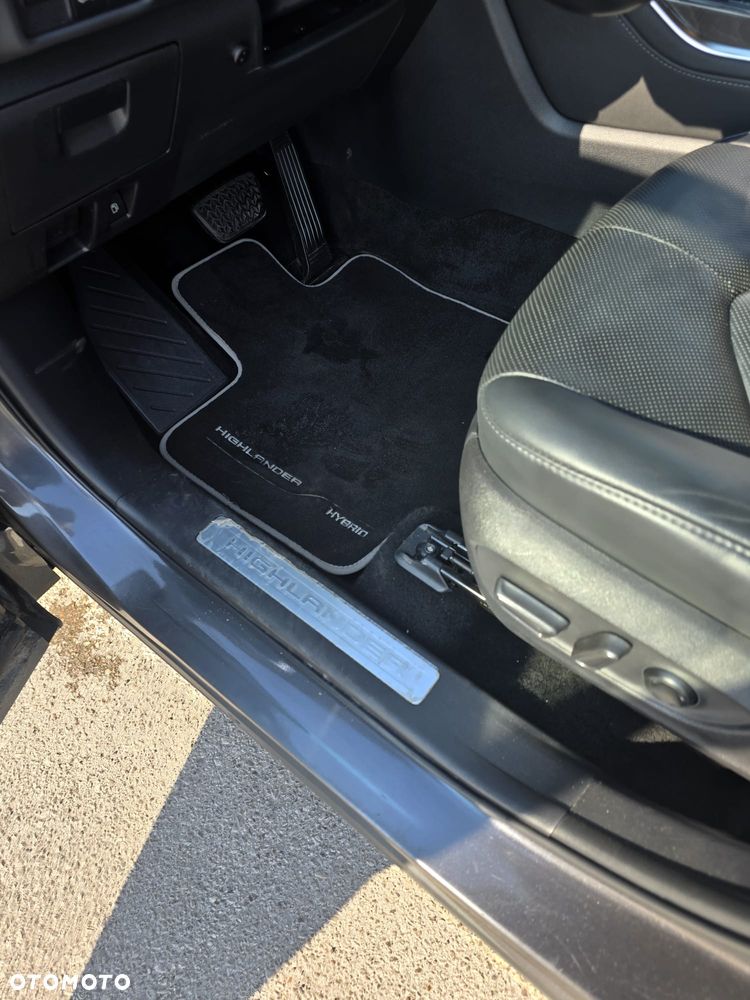 Toyota Highlander 2.5 Hybrid Executive - 15