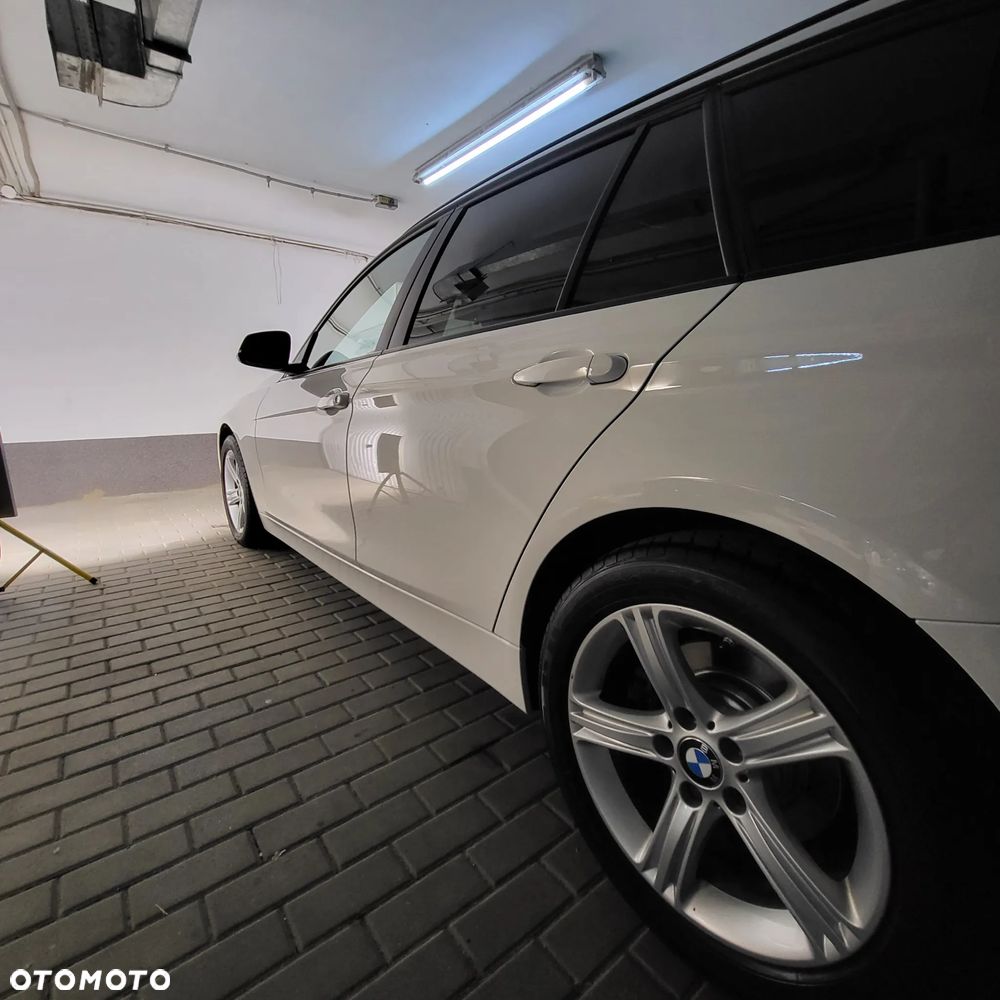 BMW Seria 3 320d Advantage sport - 6