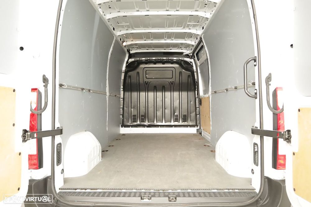 Renault master ver-2-3-dci-l2h2-3-5t - 18