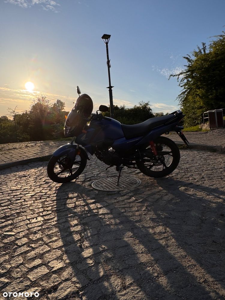 Honda CBF - 6