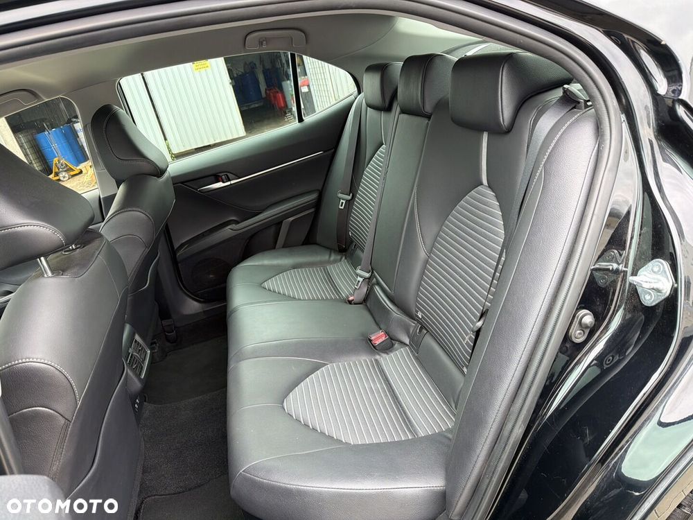 Toyota Camry 2.5 Hybrid Prestige CVT - 10