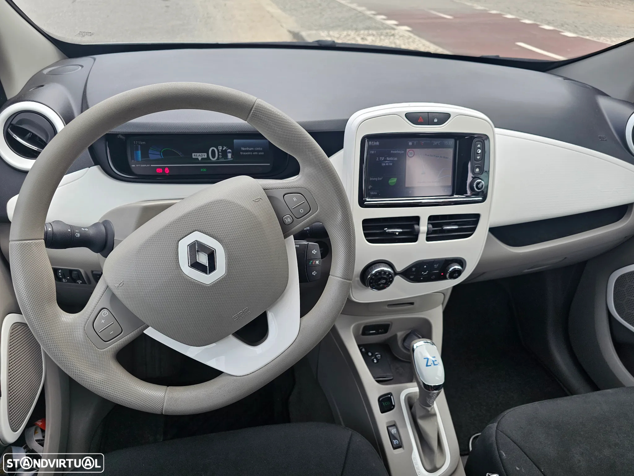 Renault Zoe (c/ Bateria) 41 kwh Intens - 5