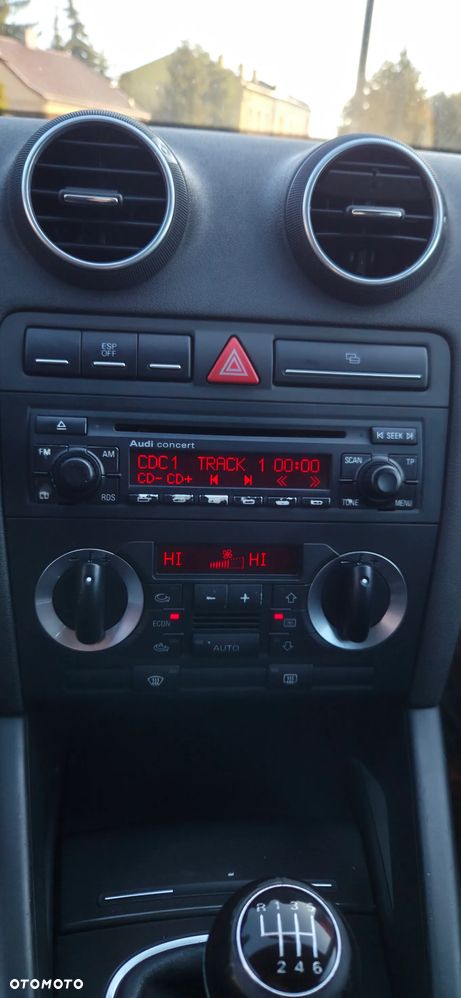 Audi A3 Sportback 2.0 TDI DPF Quattro Attraction - 27