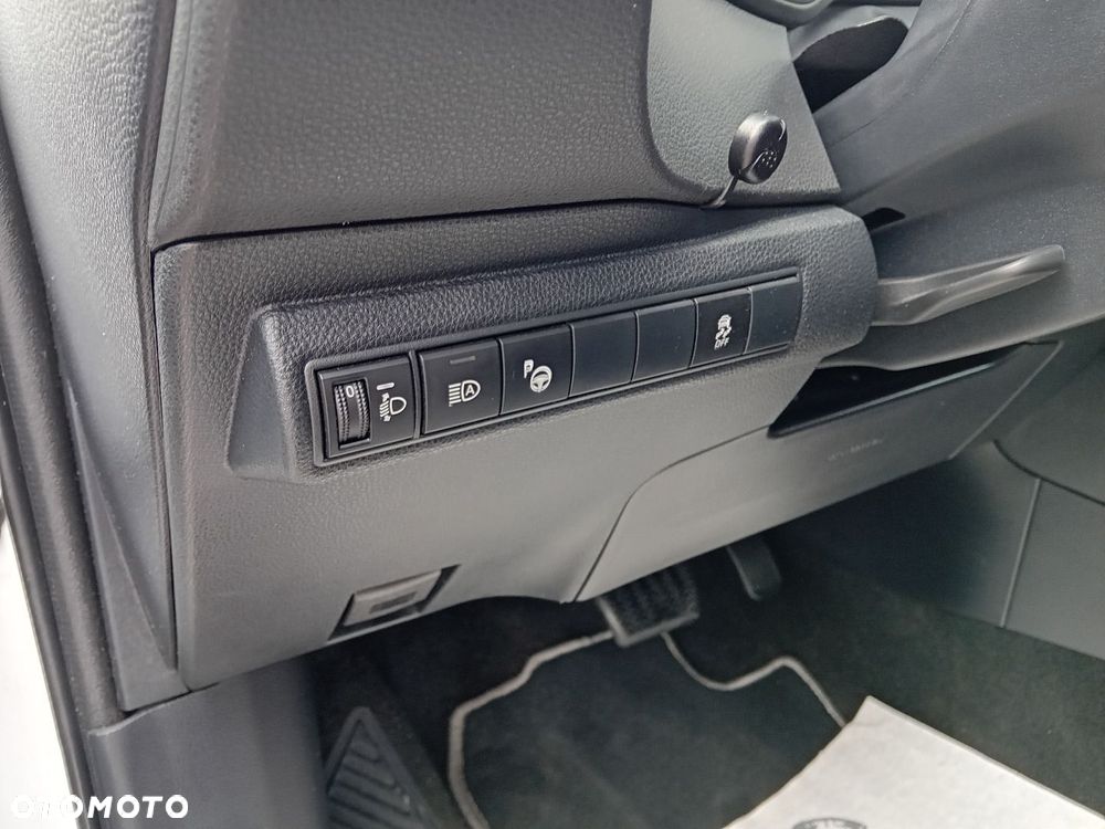 Toyota Corolla 1.8 Hybrid Comfort - 26