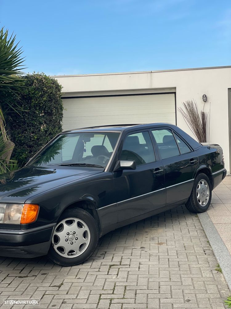 Mercedes-Benz W124 (1984-1997) 300 D Turbo - 3