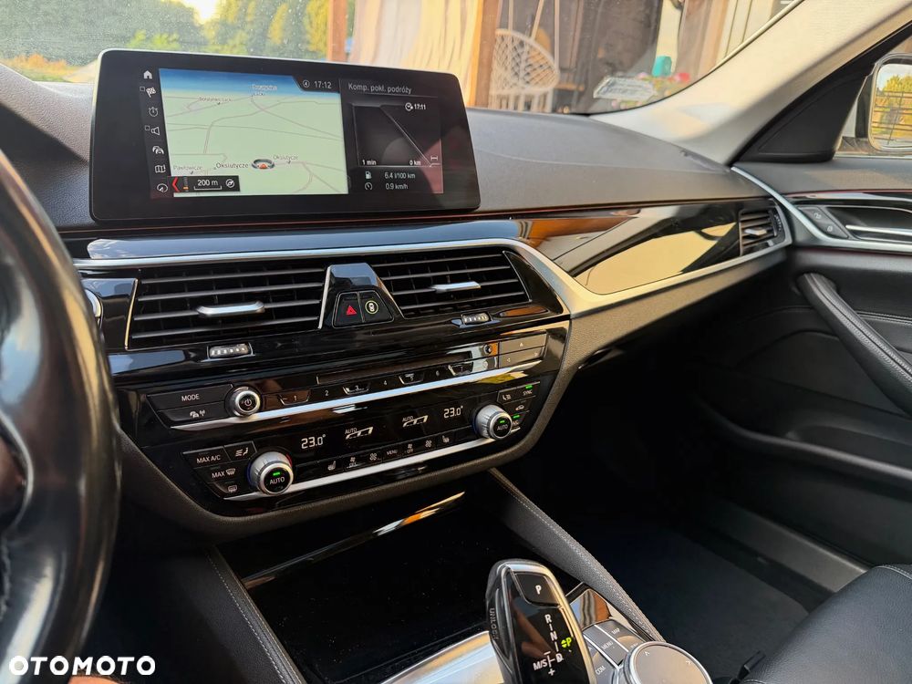 BMW Seria 5 530d xDrive Luxury Line - 5