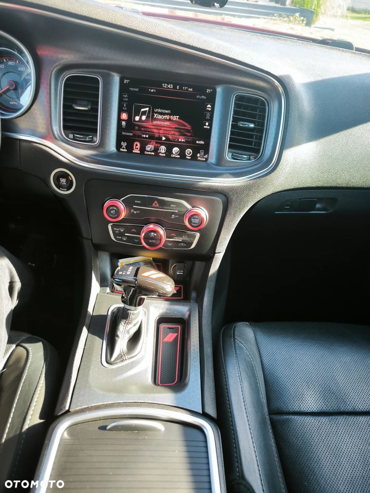 Dodge Charger - 11