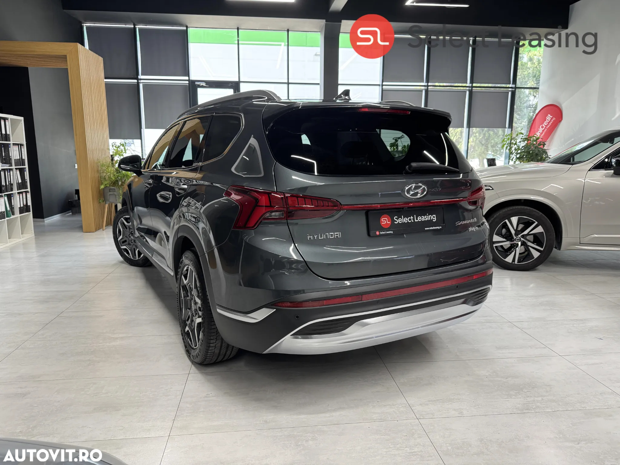 Hyundai Santa Fe 1.6 Plugin-Hybrid 4WD SEVEN Prime - 4