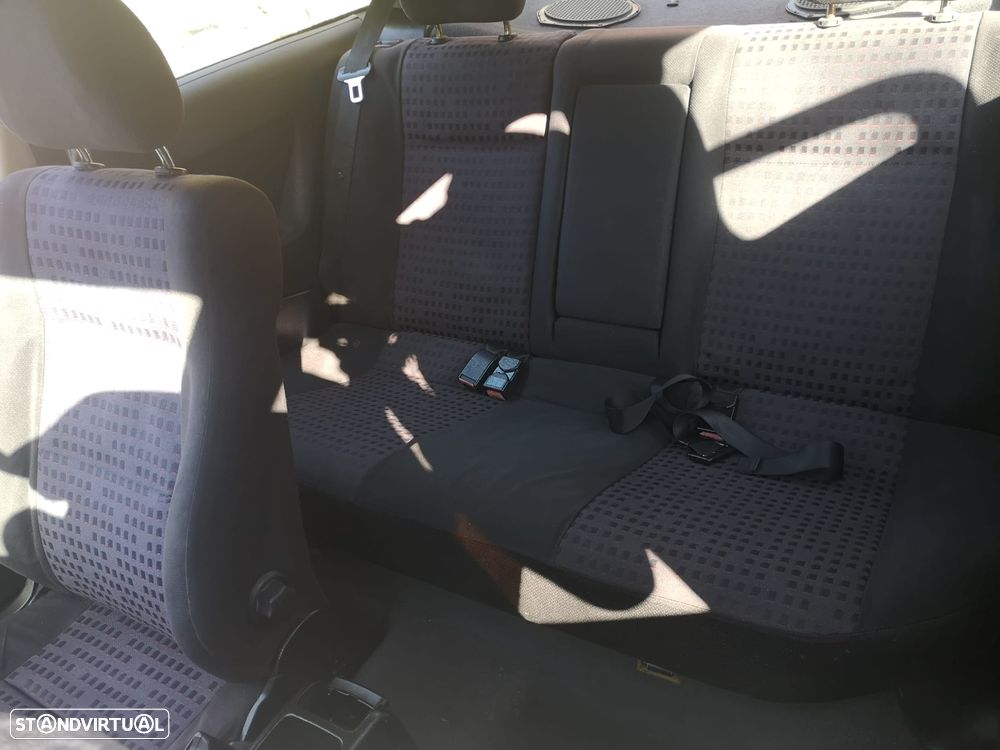 Opel Astra 1.4i 16V Sport - 6