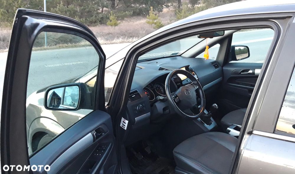 Opel Zafira 1.7 CDTI Cosmo EU5 - 8