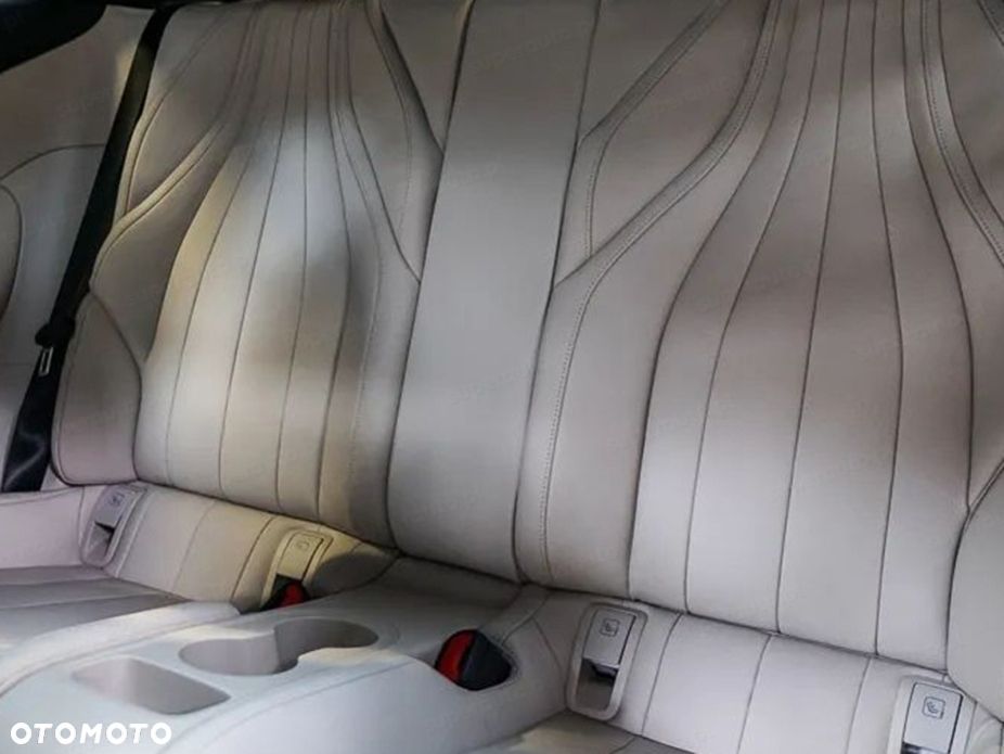 Mercedes-Benz CLE 300 mHEV 4-Matic AMG Line - 15