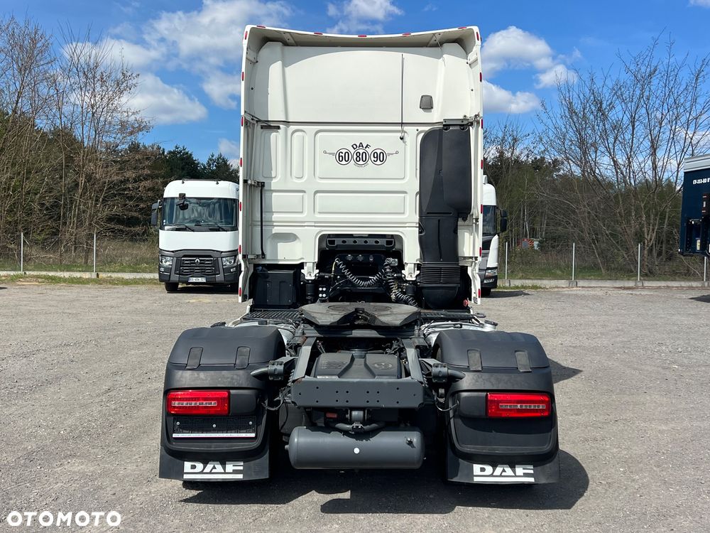 DAF XF 530 FT USZKODZONY SILNIK/PALI/JEŹDZI - 4