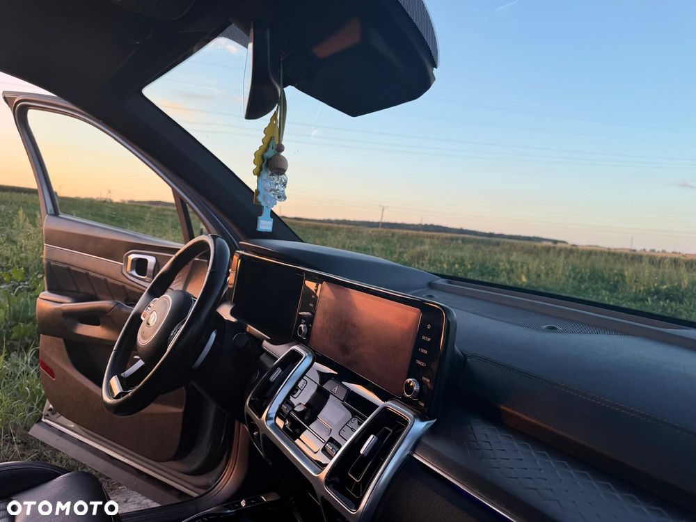 Kia Sorento - 8