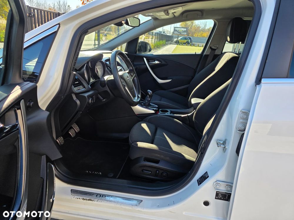 Opel Astra 2.0 BiTurbo CDTI DPF ecoFLEX SportsTourer St - 9