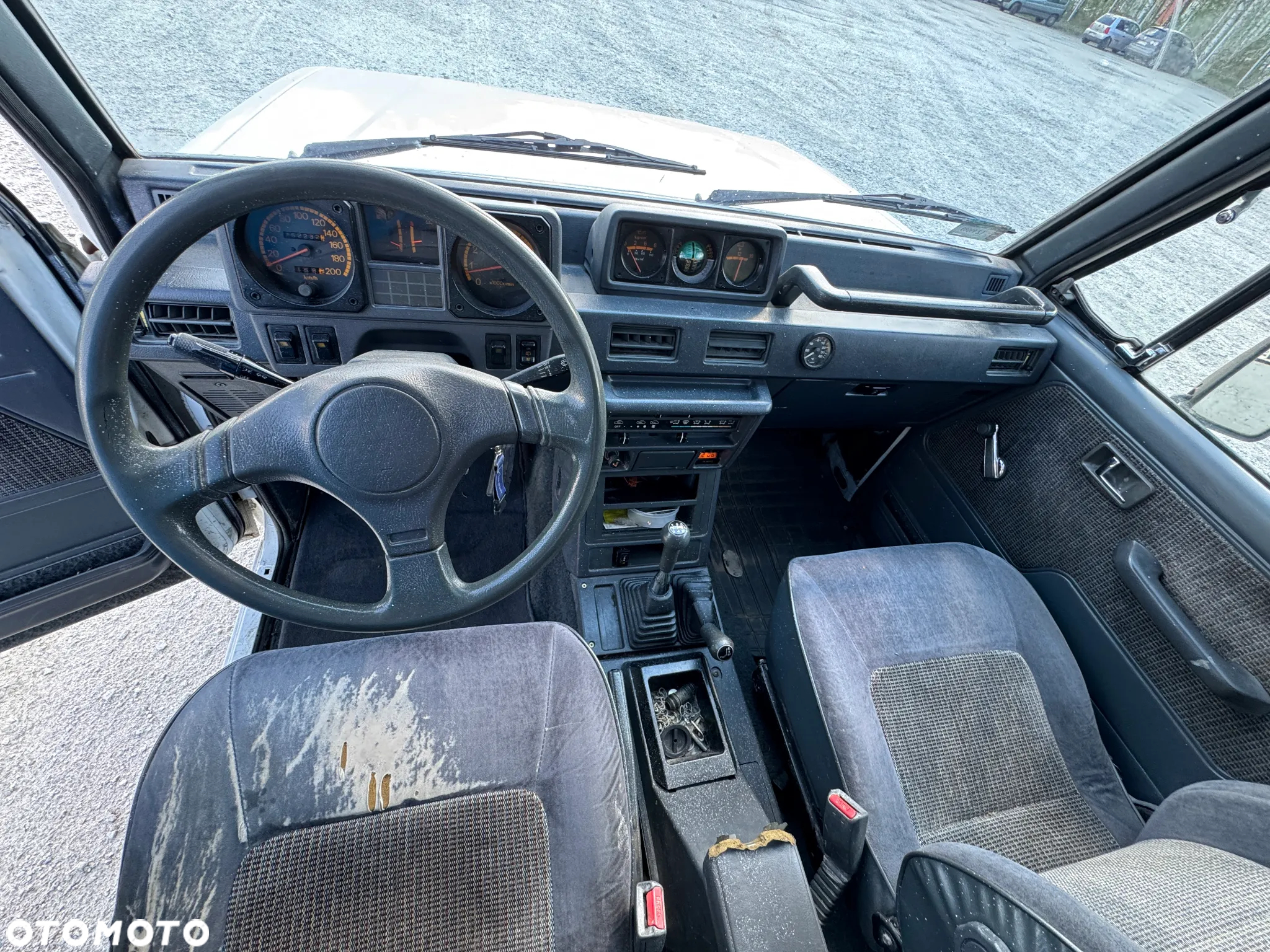 Mitsubishi Pajero 3.0i V6 - 11