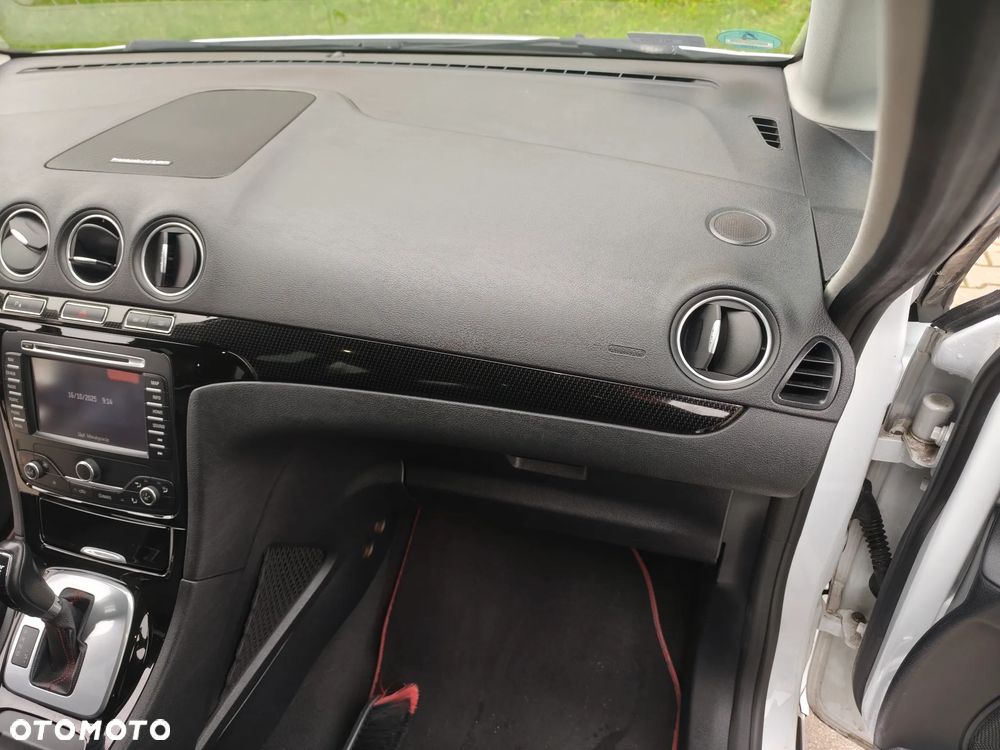 Ford S-Max 2.0 TDCi DPF Titanium X - 16